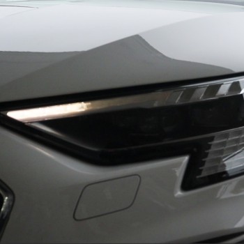 KUFATEC LED Matrix Scheinwerfer mit LED TFL und dynamischen Blinker für Audi A3 8Y