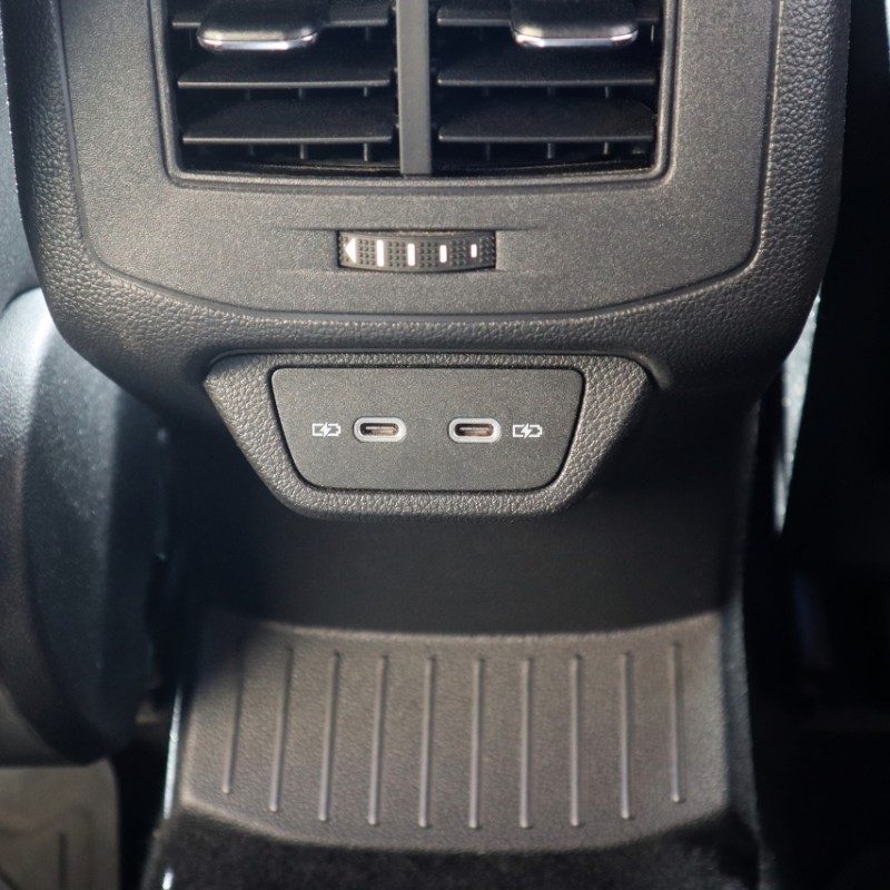 KUFATEC Komplettset USB Hub für VW T-Roc A11, D11