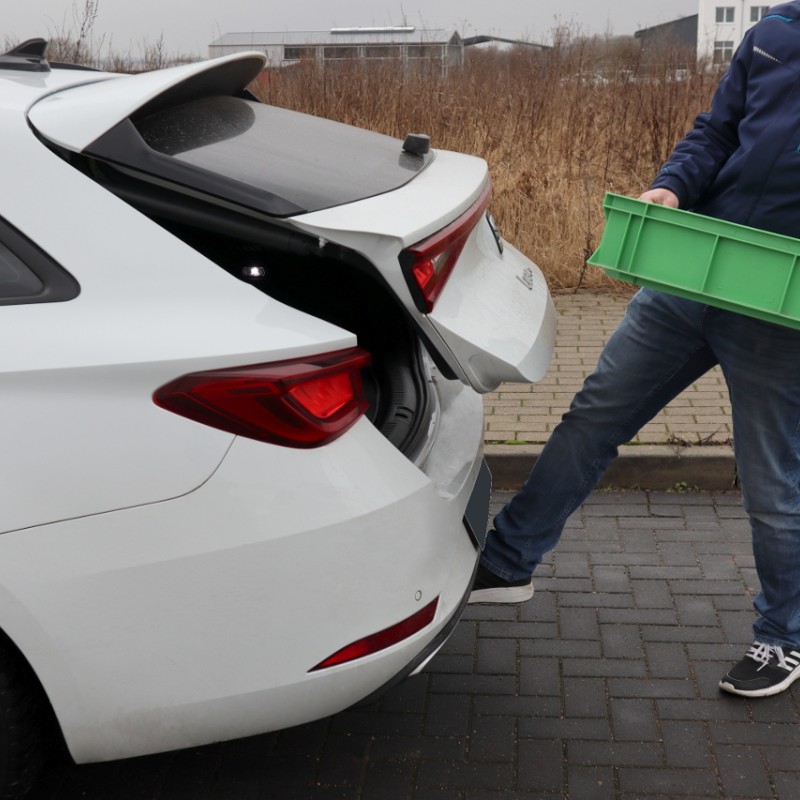 KUFATEC Komplettset sensorgesteuerte Heckklappenöffnung für Seat Leon KL Kombi