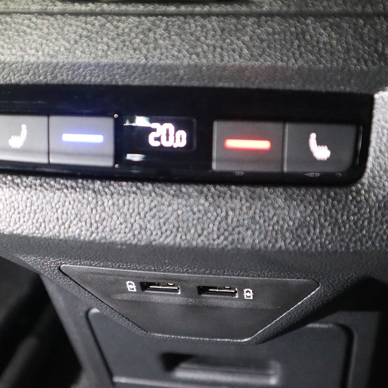 KUFATEC Komplettset USB Hub für VW Touran 5T