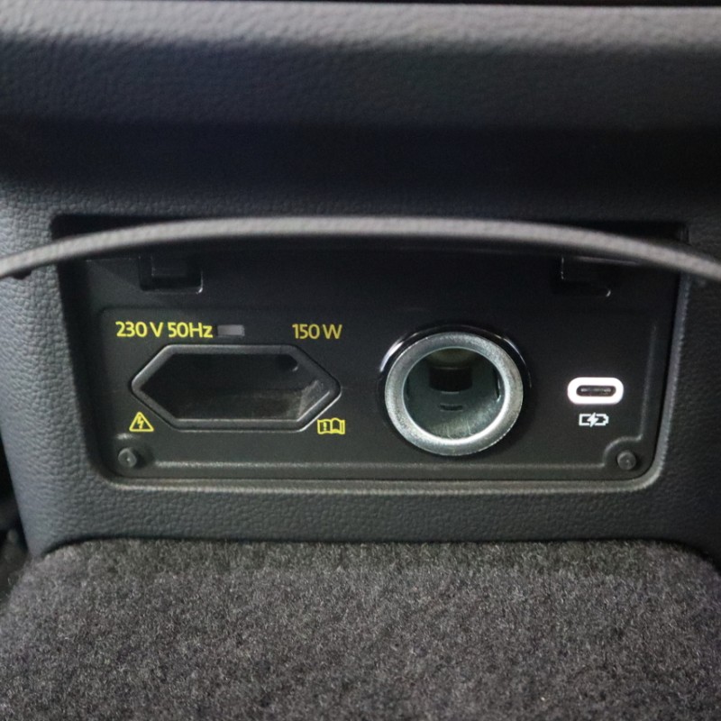 KUFATEC Komplettset 230 Volt Steckdose für VW Passat B8