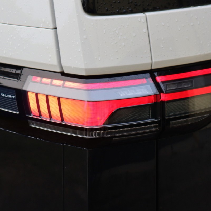 KUFATEC Komplettset LED-Heckleuchten mit dynamischen Blinklicht für VW ID-Buzz EB