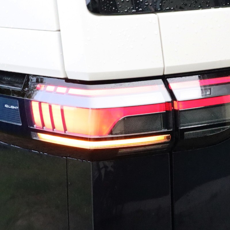 KUFATEC Komplettset LED-Heckleuchten mit dynamischen Blinklicht für VW ID-Buzz EB