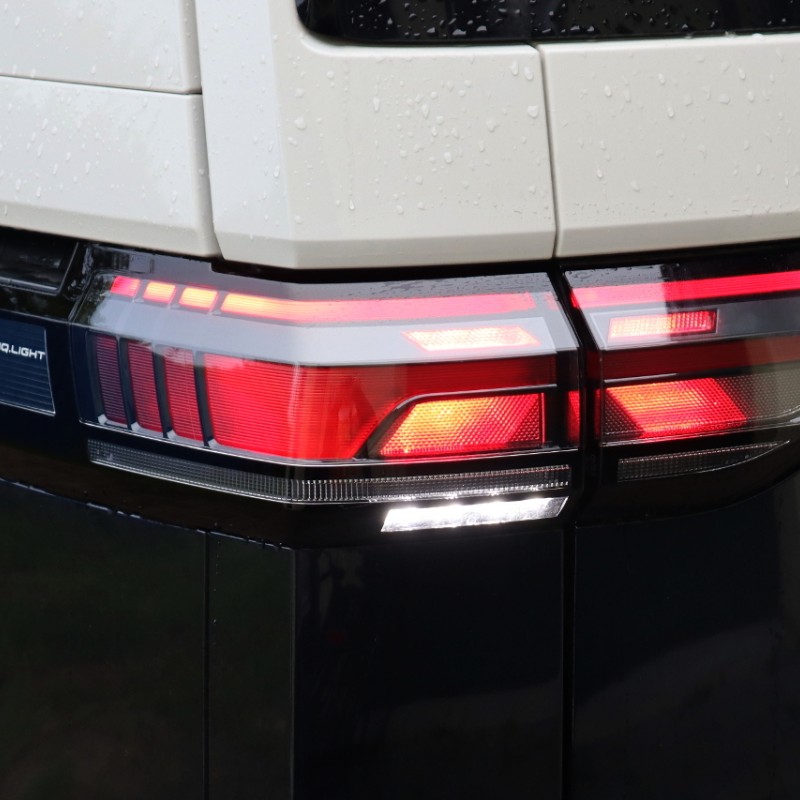 KUFATEC Komplettset LED-Heckleuchten mit dynamischen Blinklicht für VW ID-Buzz EB