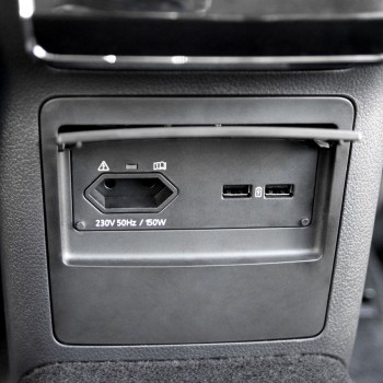 KUFATEC Komplettset 230 Volt Steckdose + USB Hub für Skoda Superb 3V