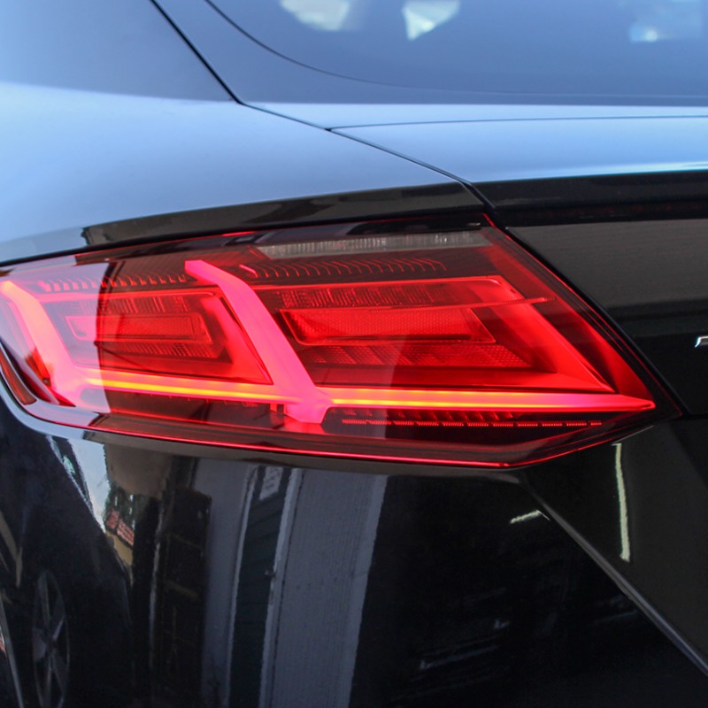 KUFATEC Komplettset LED-Heckleuchten mit dynamischen Blinklicht für Audi TT 8S (FV)