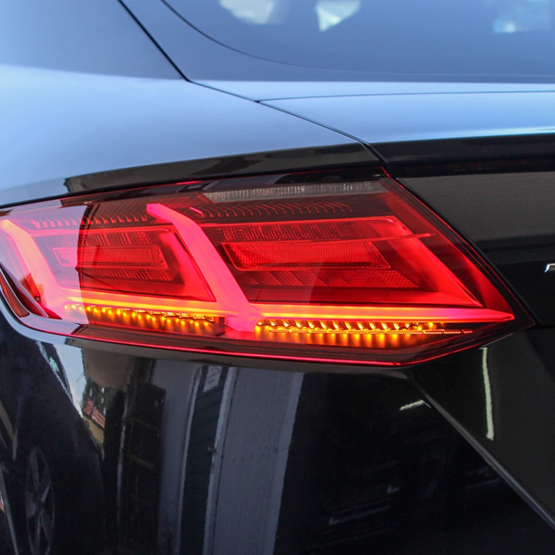 KUFATEC Komplettset LED-Heckleuchten mit dynamischen Blinklicht für Audi TT 8S (FV)