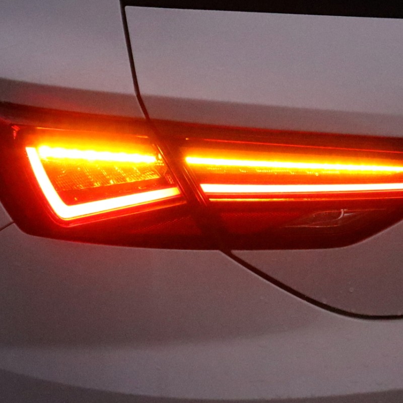 KUFATEC Komplettset LED-Heckleuchten für Seat Leon 5F